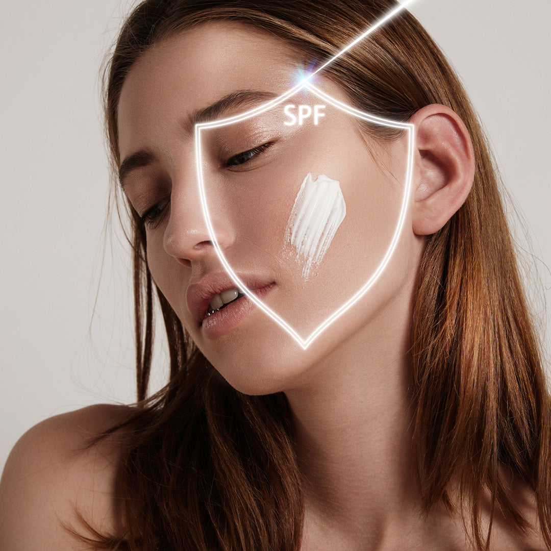 Eveline Beyazlatıcı Güneş Koruyucu Yüz Kremi SPF 50